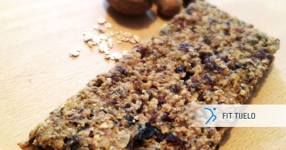 Granola od bjelančevinastih žitarica i sjemenki